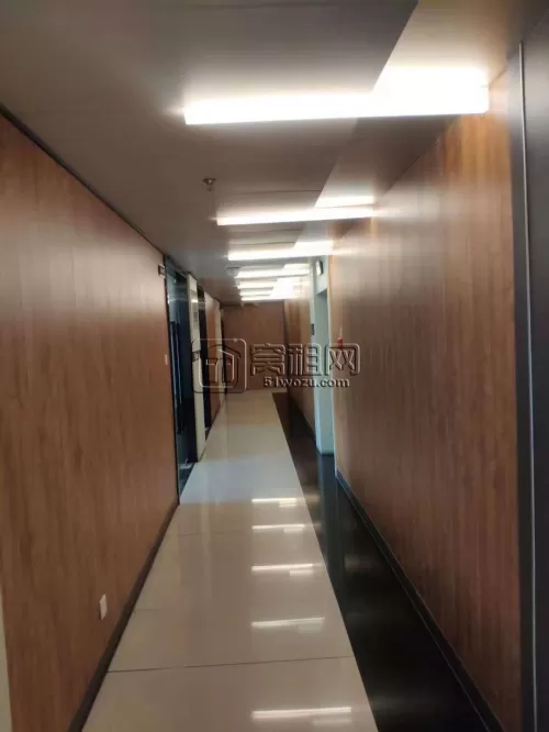 宁波上东国际写字楼10楼64平方小面积大通间出租