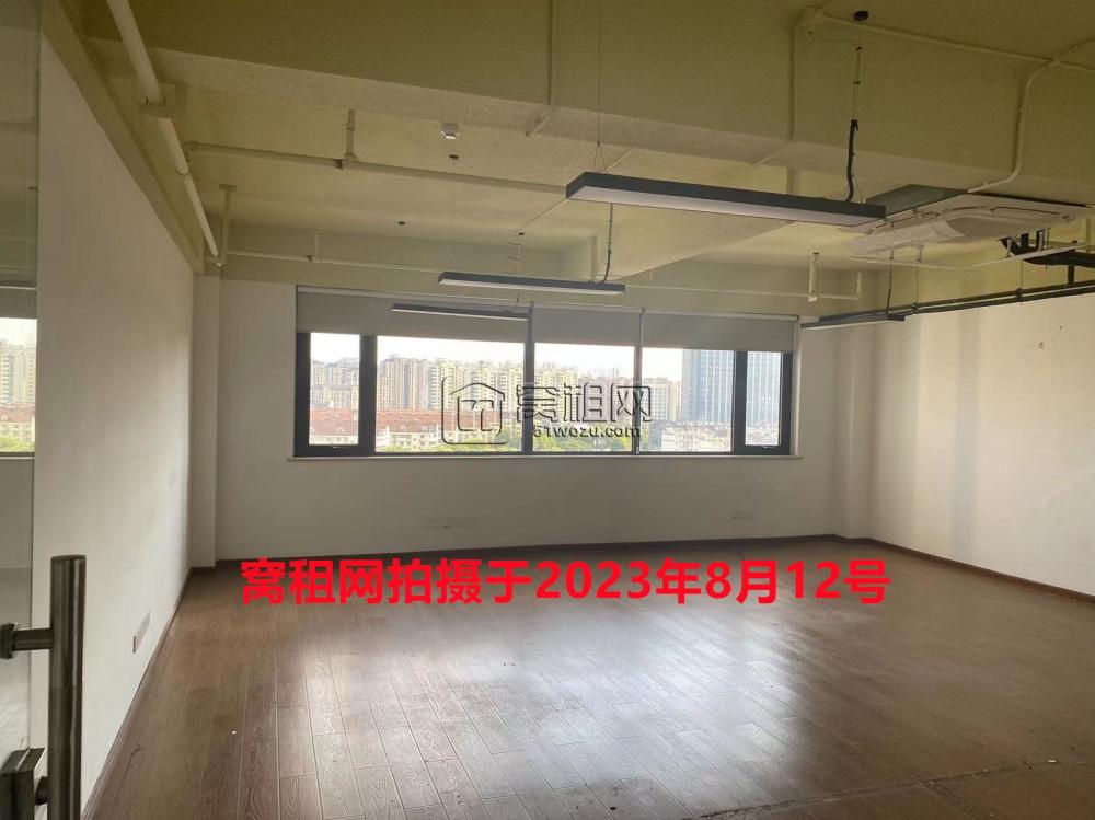 兴宁路产业园出租89平米办公室(图2)