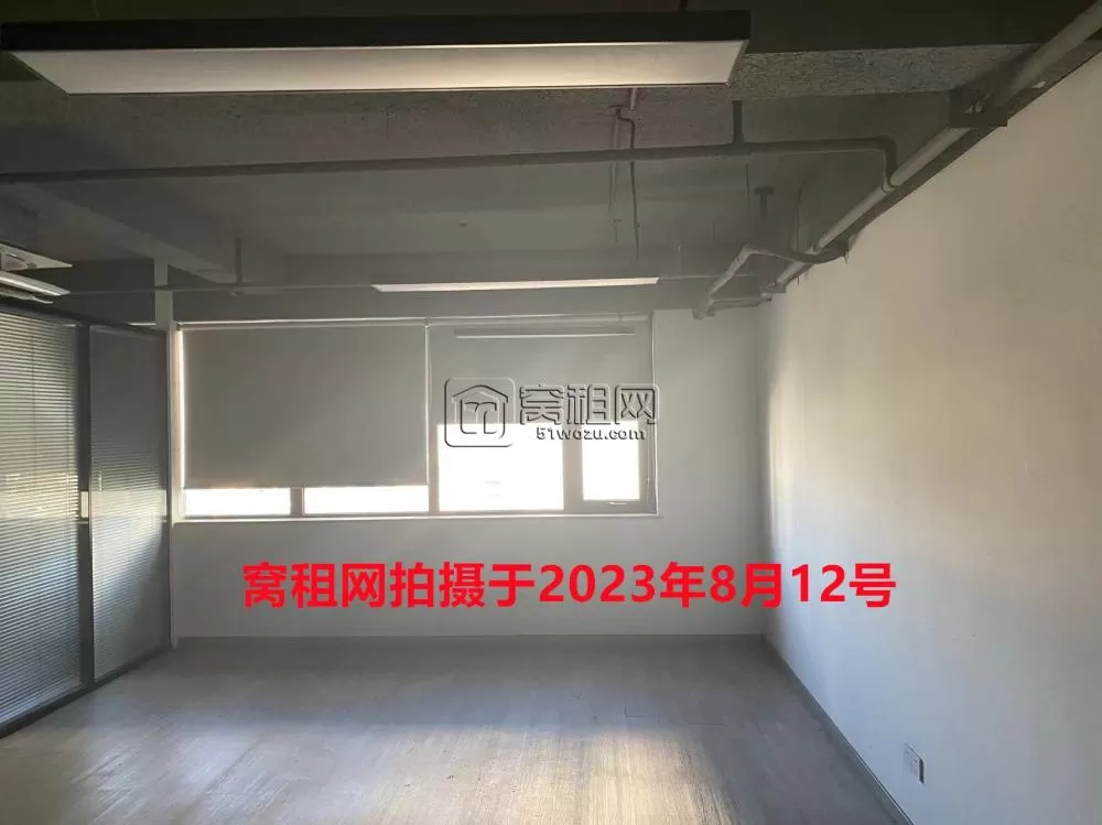 鄞州区泛迪中心附近82.87平米写字楼出租