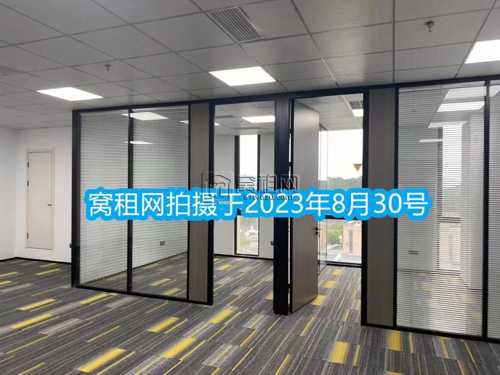 宁波江北4号线长兴路出口写字楼出租152平米
