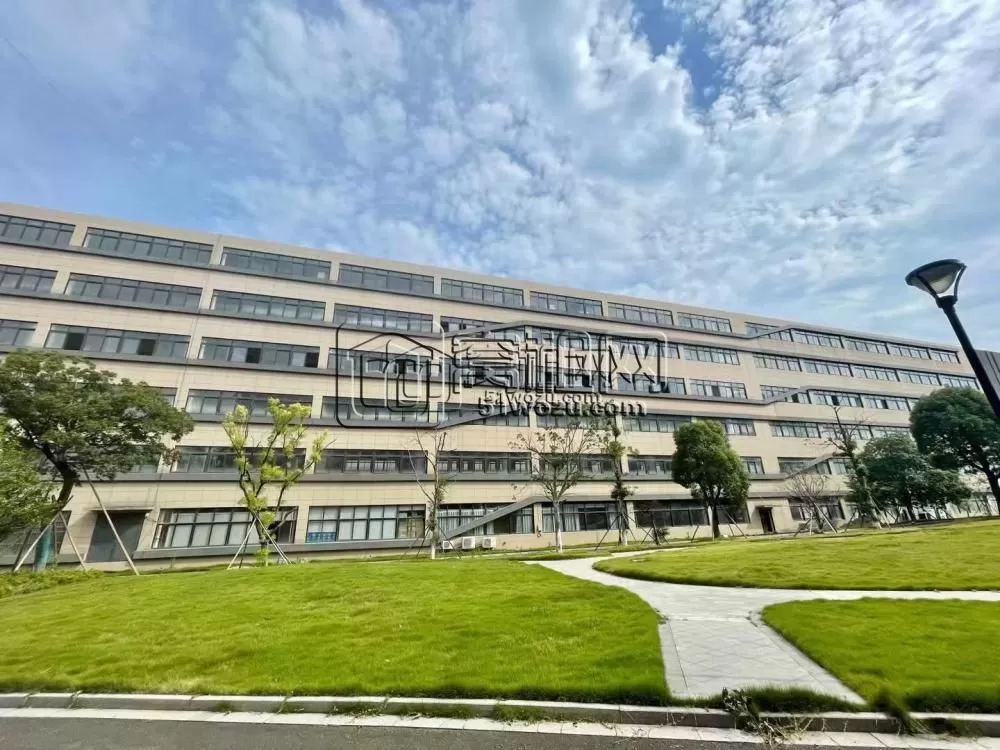 星文未来科技城区停车收费包月多少一个月