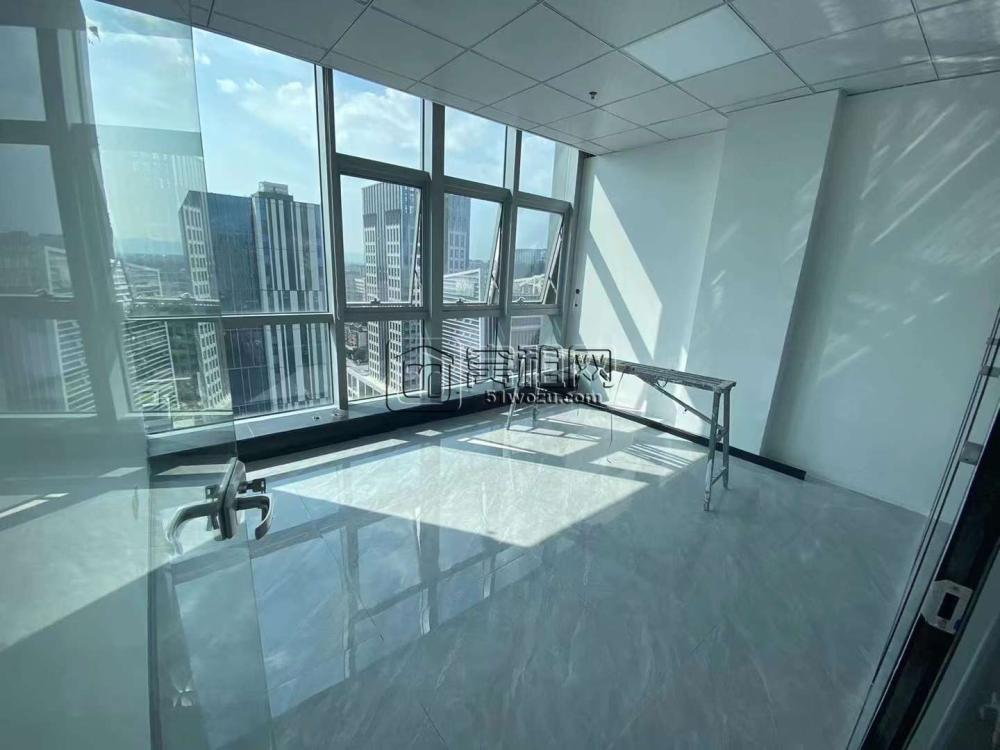 鸿安大厦精装100平，高楼层，全落地玻璃窗(图4)