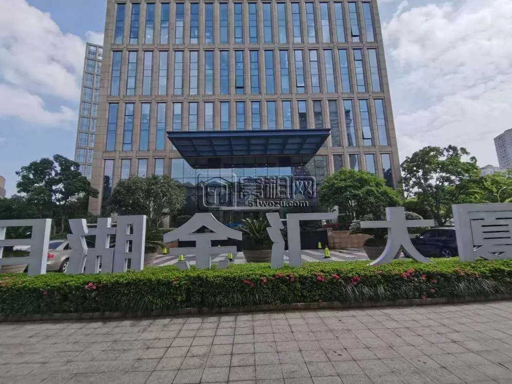 海曙月湖金汇大面积97平，隔间已做好，有家具办公室出租