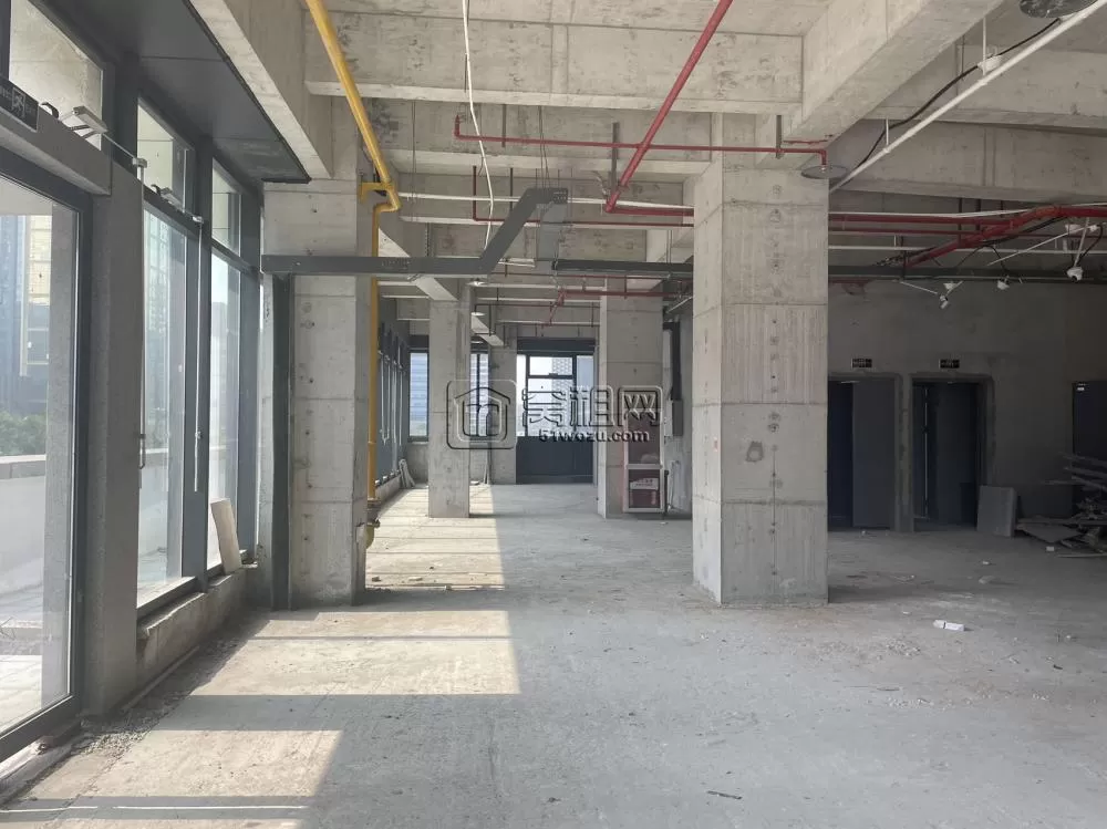鄞州区蝶缘路与泰康中路禾元大厦面积930.42平，可分割整租