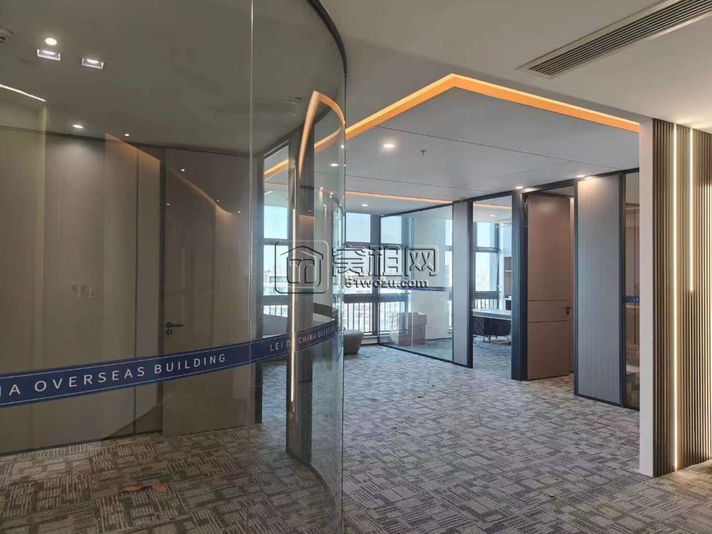 中海大厦 439平，西南朝向，自动玻璃门+前台+3经理办公室+洽谈室+会议室+老板办公室(图3)