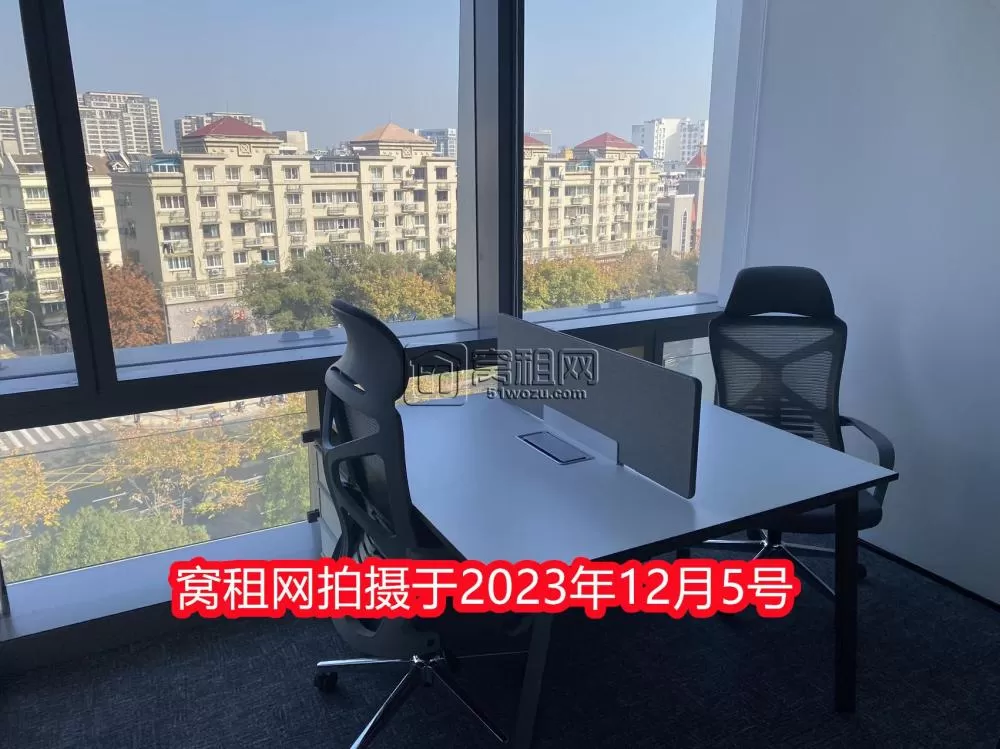 招商创库2人独立间2400元出租租金包物业水电费会议室