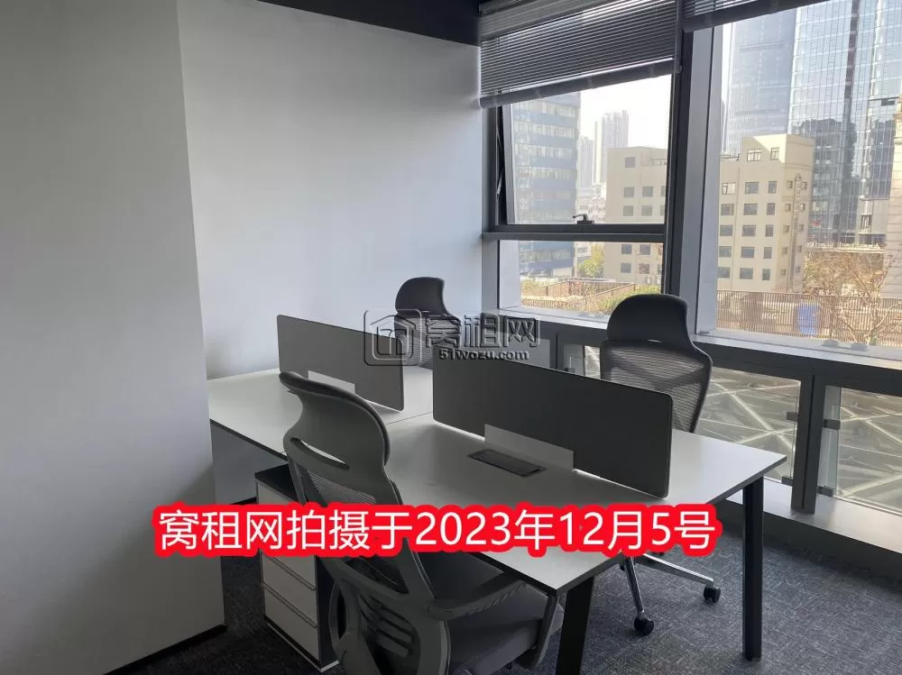 鄞州百丈路招商创库联合办公独立间出租配置办公家具3600一个月费用全包