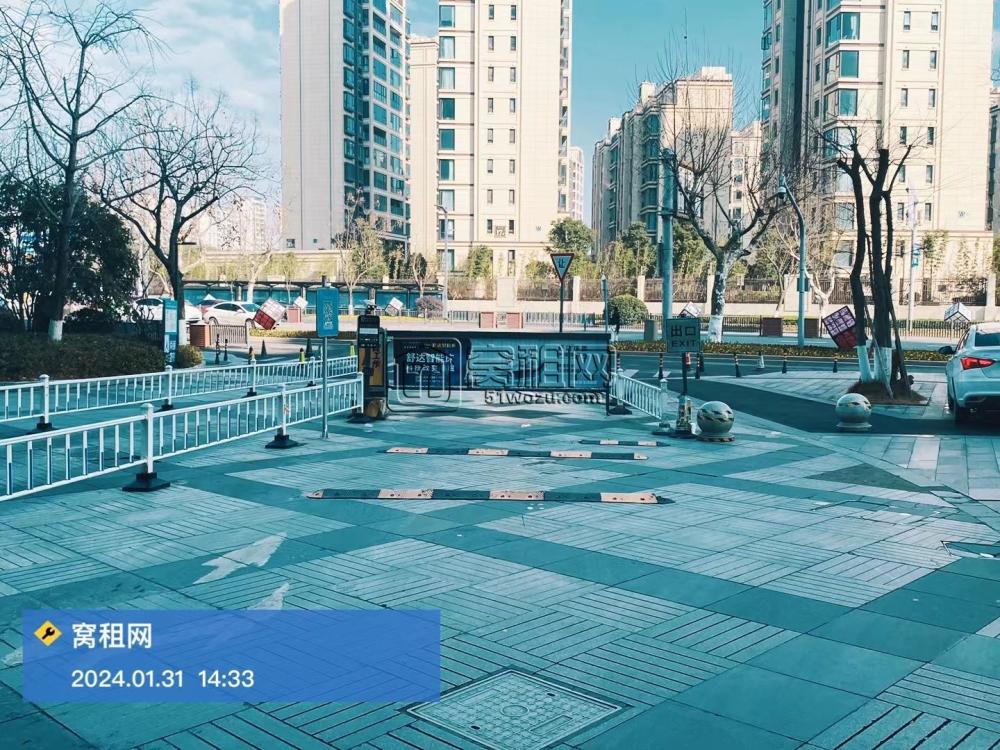 宁波江北日湖国贸中心大厦停车费(图1)