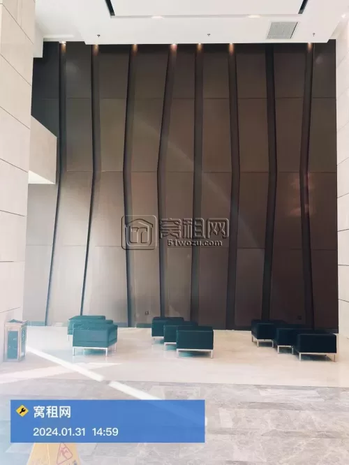 世贸日湖中心
