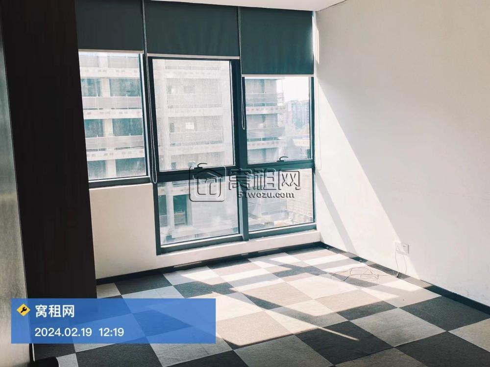 萌恒大厦80平米朝南办公室精装修有隔间出租(图8)