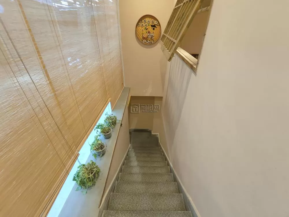 长丰聚亿广场1楼店铺出租339平餐饮装修，燃气空调都在
