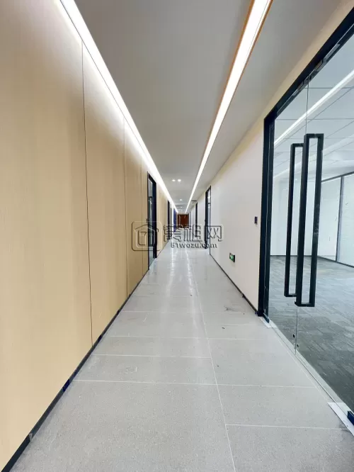 亿天直播电商产业园80平户型办公室出租租金4100元/月
