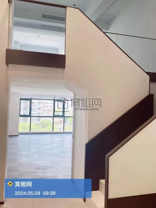 鄞州区华贸宁波福康大厦162平米精装修办公室出租