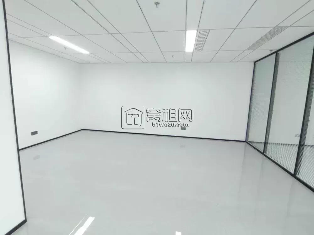 宁波万科云谷中心B座155平 东北双朝向大落地窗 三个隔间～全套家具可配