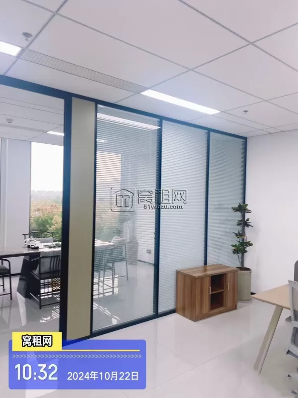 宁波地铁4号线长兴路地铁口50米写字楼万科云谷中心93平米精装修办公室出租
