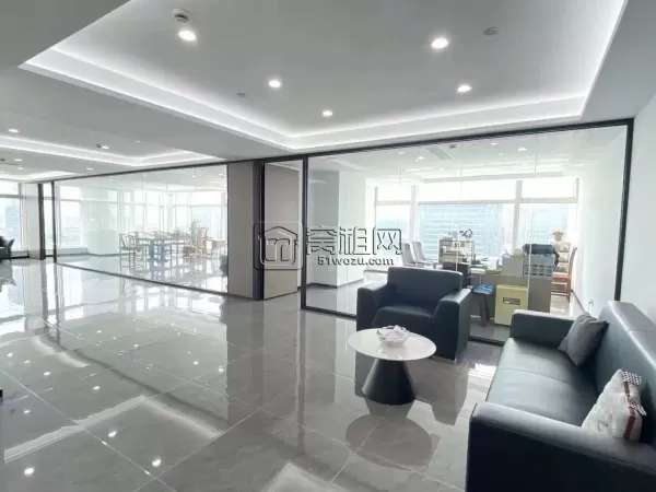 转租：南苑环球酒店 360平（实用面积）豪华装修 带全部家具 36万