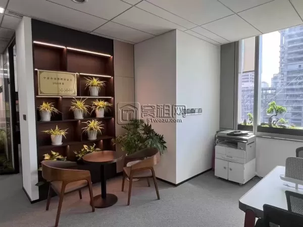 高新区宁波新城国际389平带家具出租