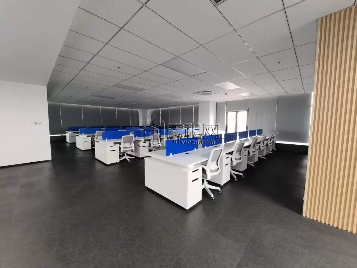 宁波大学旁启迪科技560平全套家具出租！