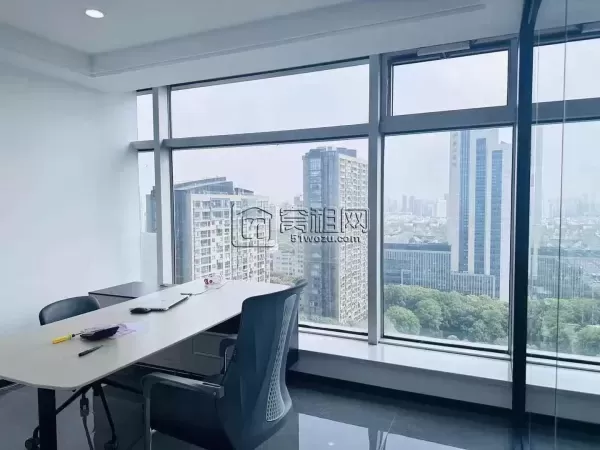 宁波南苑环球酒店楼上写字楼空出一间朝南小面积77平豪华装修办公