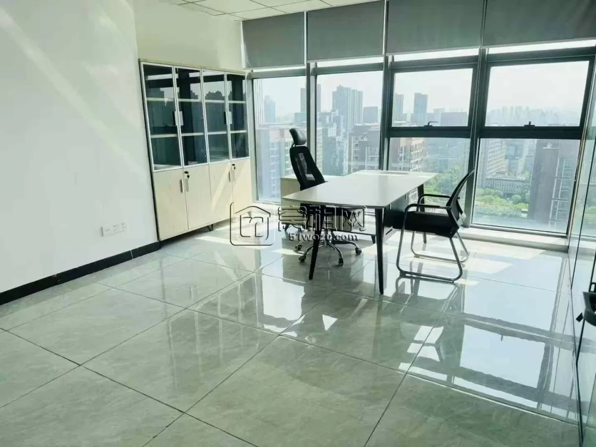 博纳大厦高楼层全套家具，双面采光，288平，原价14800/月 现仅需13000/月