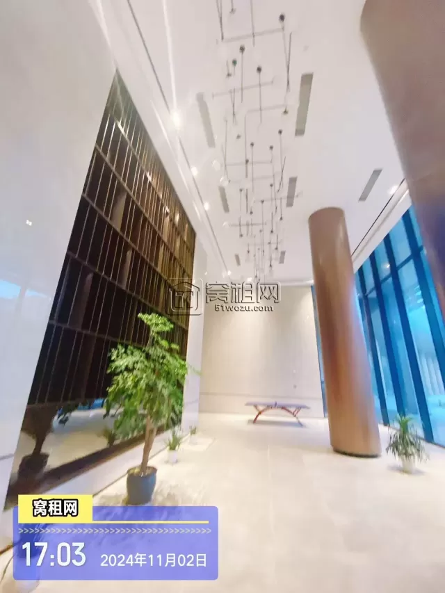 姚江里
