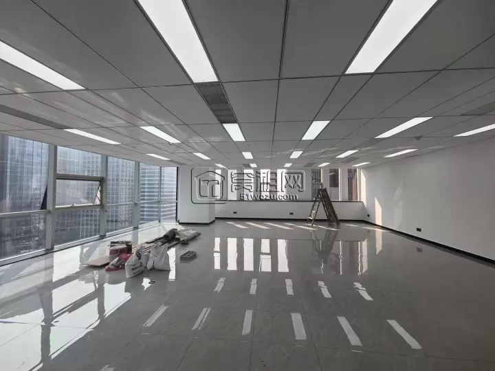 宁波南部商务区CBD广博丽景185平 朝东南 定制隔间 地铁口写字楼出租