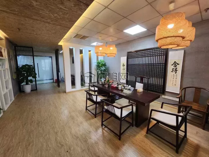 汇华大厦附近慧和大厦茶室装修168平方，带家具，8000元/月