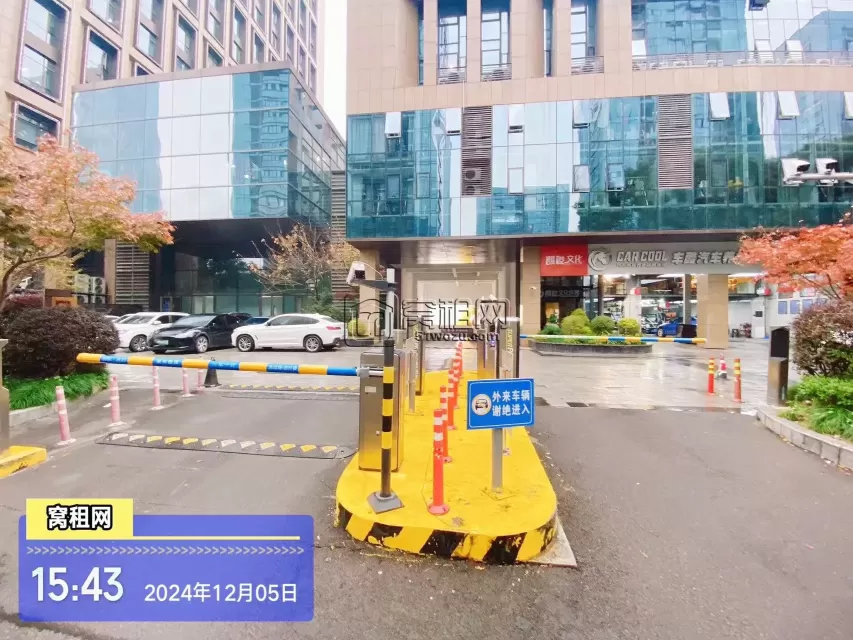 宁波东部新城环合中心1号楼2号楼停车收费标准？