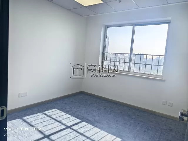 宁波百丈路包商银行大厦A座110平米办公室出租可以注册公司
