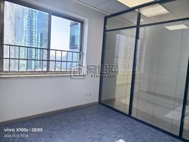 宁波百丈路包商银行大厦A座110平米办公室出租可以注册公司
