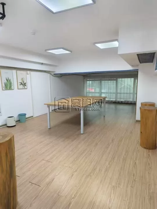 宁波世贸中心大厦83×2复式结构 可以办公也可以做美业 带独立水源 看房滴滴