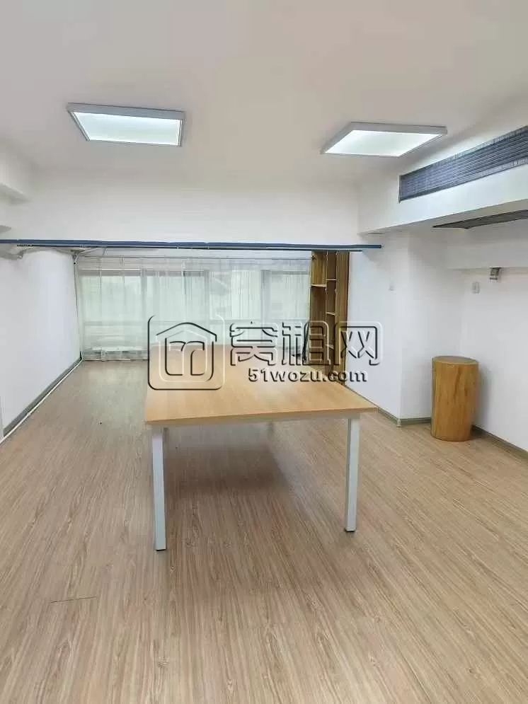 宁波世贸中心大厦83×2复式结构 可以办公也可以做美业 带独立水源 看房滴滴