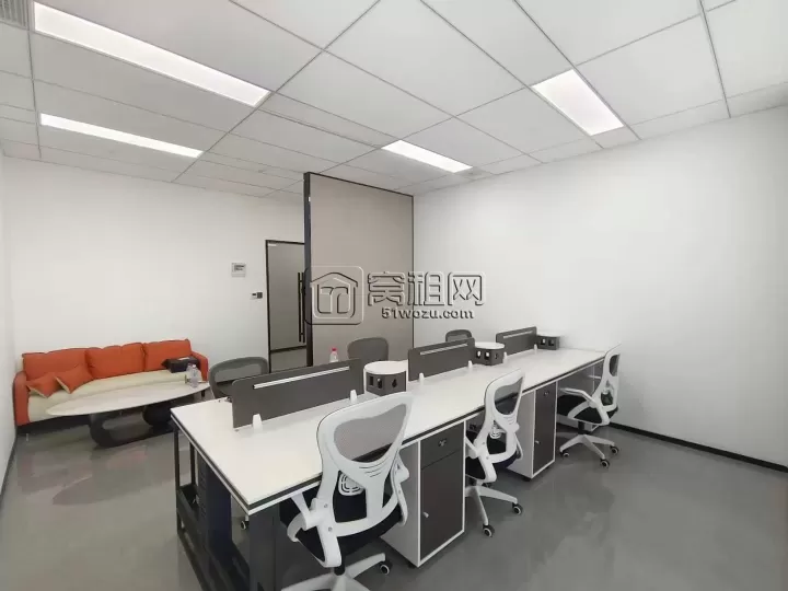 宁波微软大厦，地铁口72平朝南， 采光超级好，可带图片全套家具，