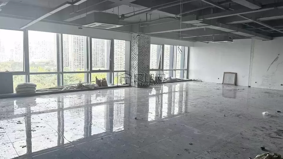 宁波鄞州南部商务区奥克斯大厦354平 精装定制隔间 全落地窗 南北朝向 地铁口