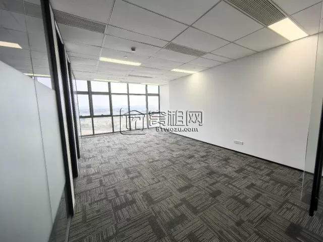 宁波集士港凯德启望中心115平，月租金6300，东南朝向，采光好，配全套家具精装修