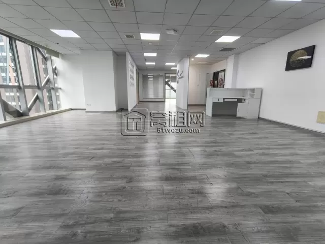 鄞州南部商务区二期核心地段宁波海运大厦300平办公室精装修出租东南财位
