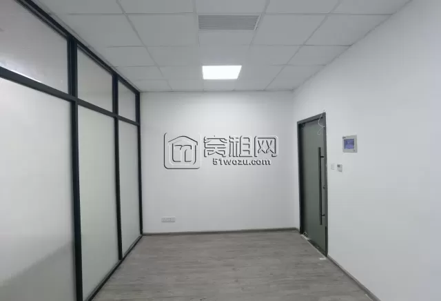 鄞州梦创硅谷 面积108平 2隔间写字楼出租