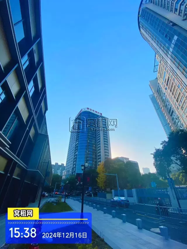 宁波银亿外滩大厦