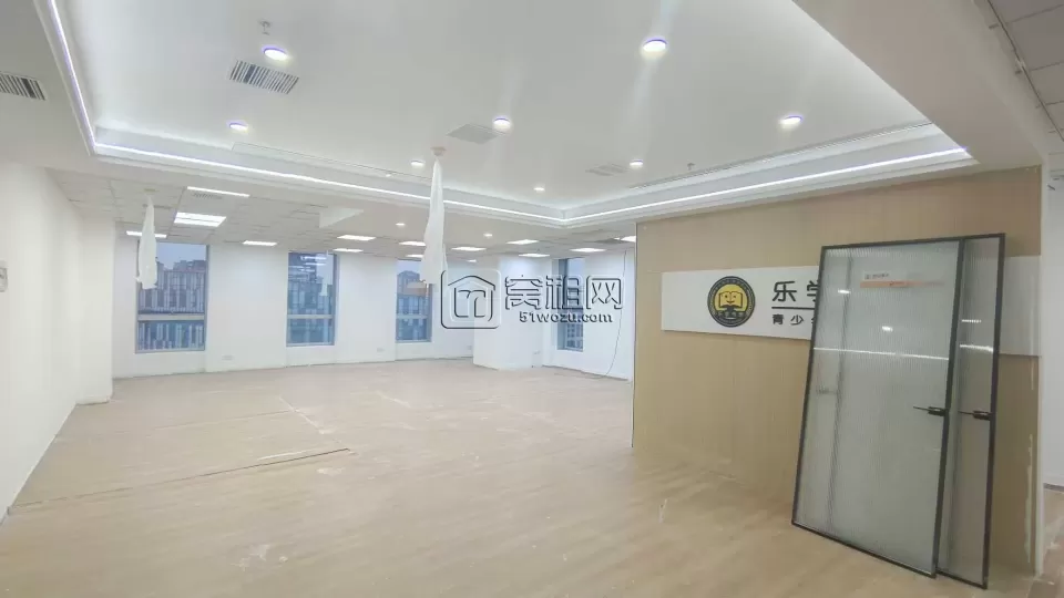 宁波长丰附近慧和大厦275平通间，可以定制可以，现状租的话，可以低价出租