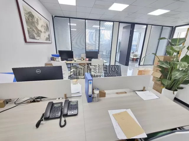 宁波5号线地铁口盎孟港站智慧园深蓝大厦160平带全套家具