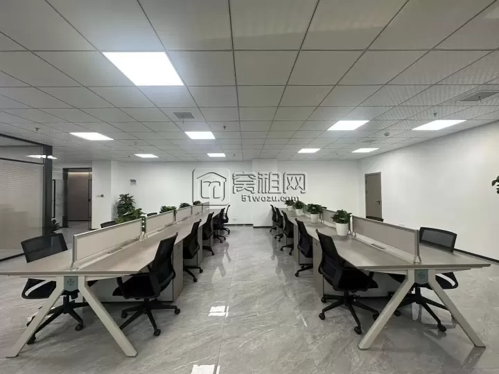 宁波研发园B1写字楼出租东南 东南～338平 得房率高～5个隔间～