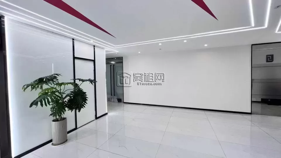 地铁4号线 嵩江中路站亿天556大厦 125平 精装2隔间 空调24小时独立控制。