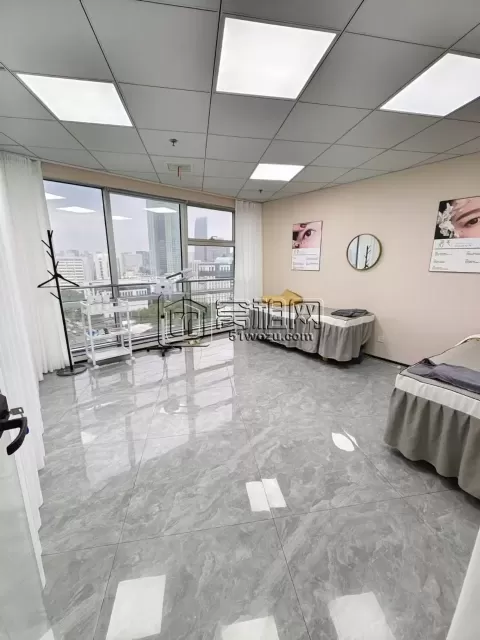 宁波恒隆中心大厦245平 出租  13500每月