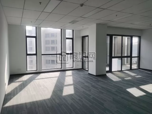 宁波银亿东岸大厦108平米办公室出租