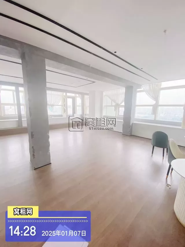 宁波维科大楼对面汇金大厦360平米复式高楼层办公室精装修出租