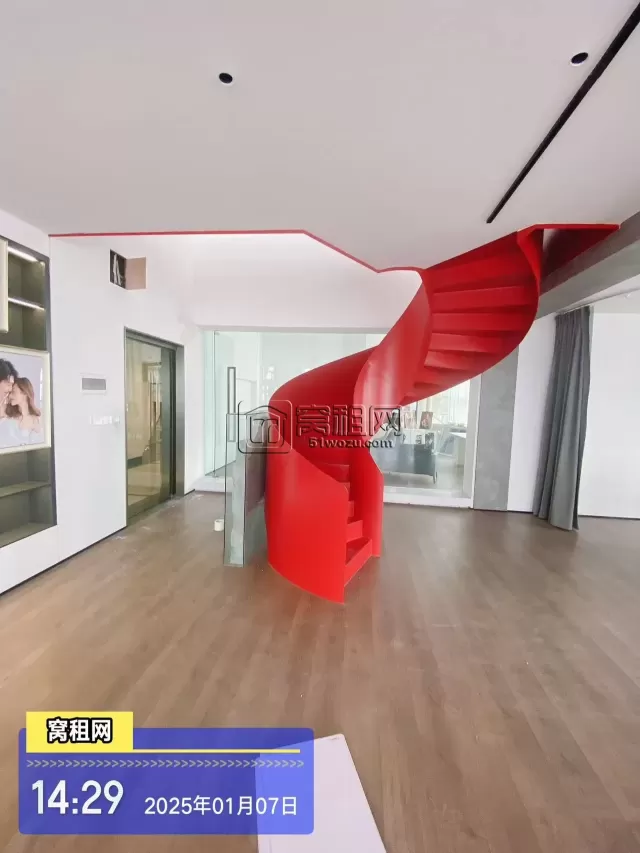 宁波维科大楼对面汇金大厦360平米复式高楼层办公室精装修出租