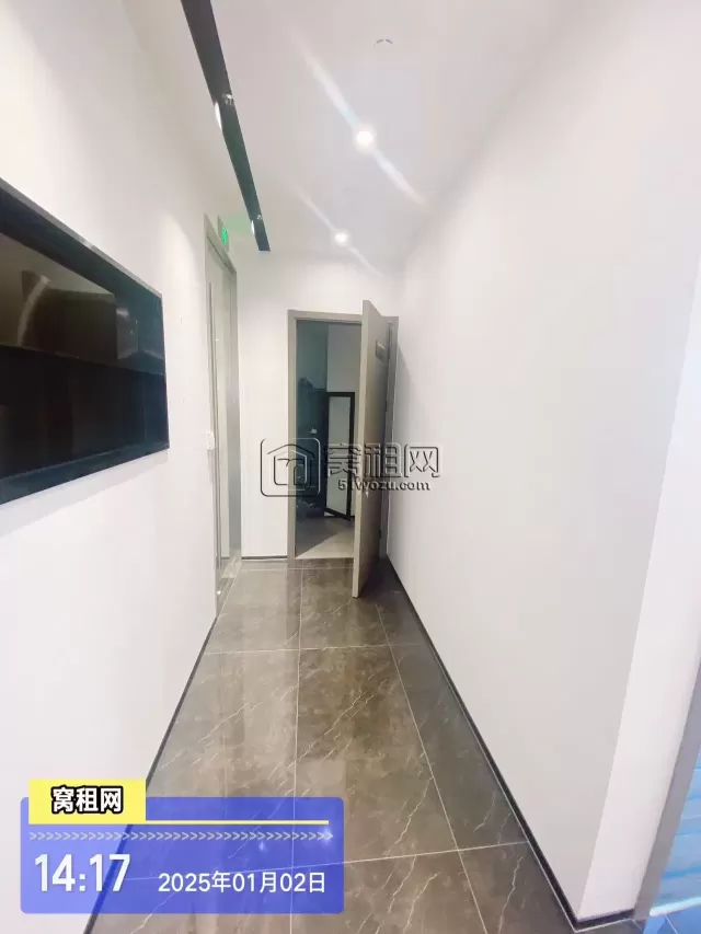宁波东部新城5A高端写字楼国华金融中心415平招租