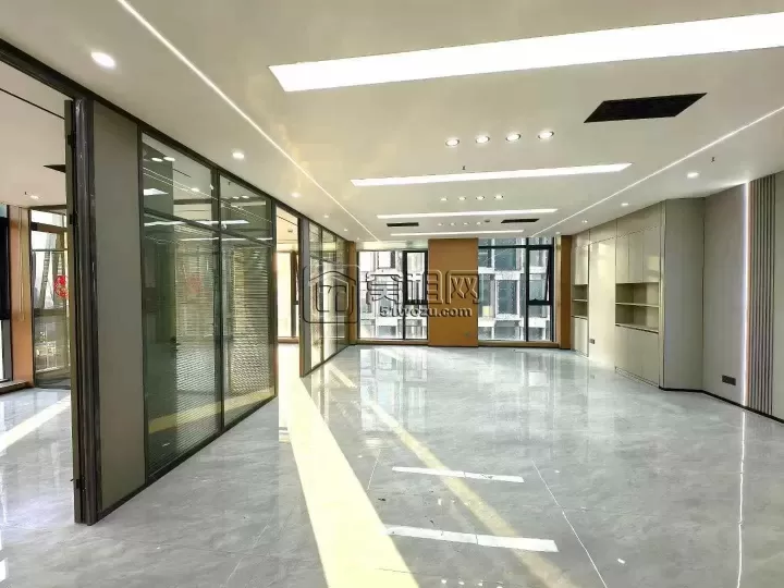 宁波市南部商务区甬邦大厦西南角，采光好全新装修195平出租