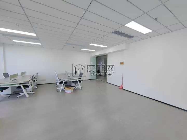 宁波高新区老庙万特商务中心附近95国际大厦写字楼85平家具已配好招租中