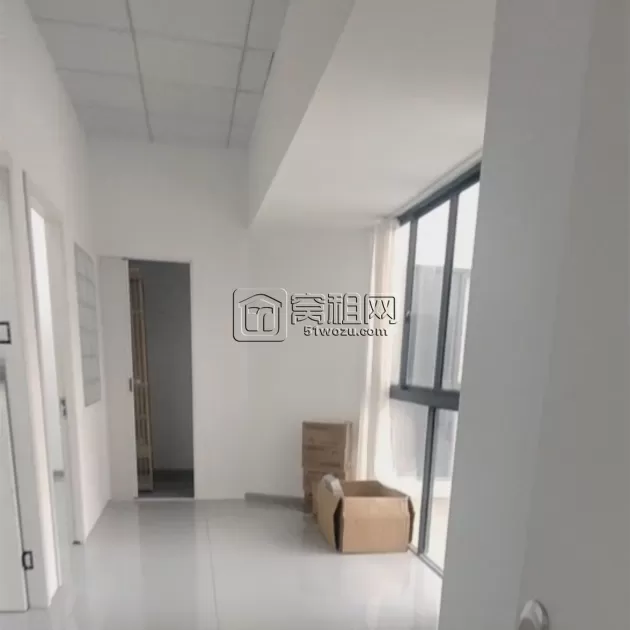 宁波鄞州金达路333号5号线泗港站 C口恒创浙天上谷办公室270平米出租
